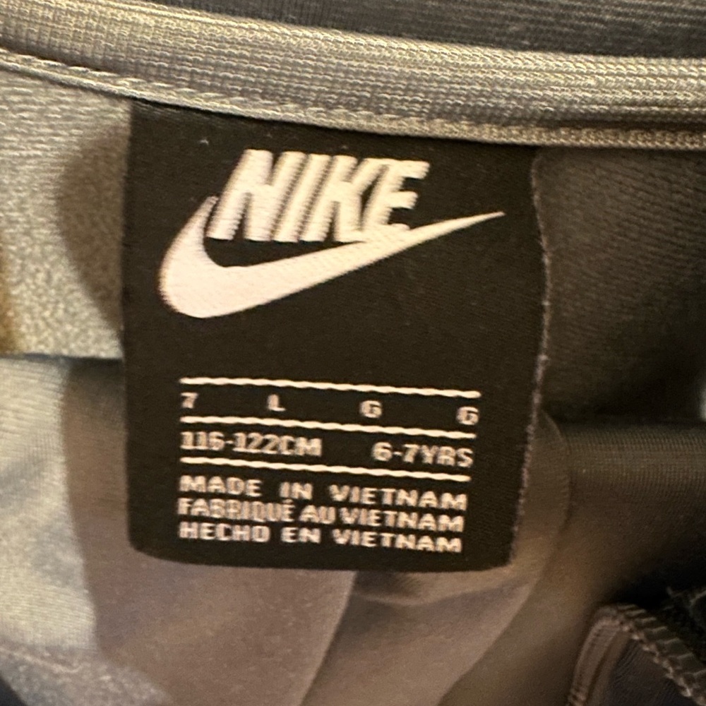 Nike Sportswear Big Kids Tracksuit. Dark gray. - Picture 2 of 2